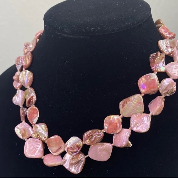 Jewelry - Rose Pink Stones Shells 8” Double Layered Fashion Necklace Cho…